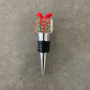 Holiday Present Bottle Stopper 🎁